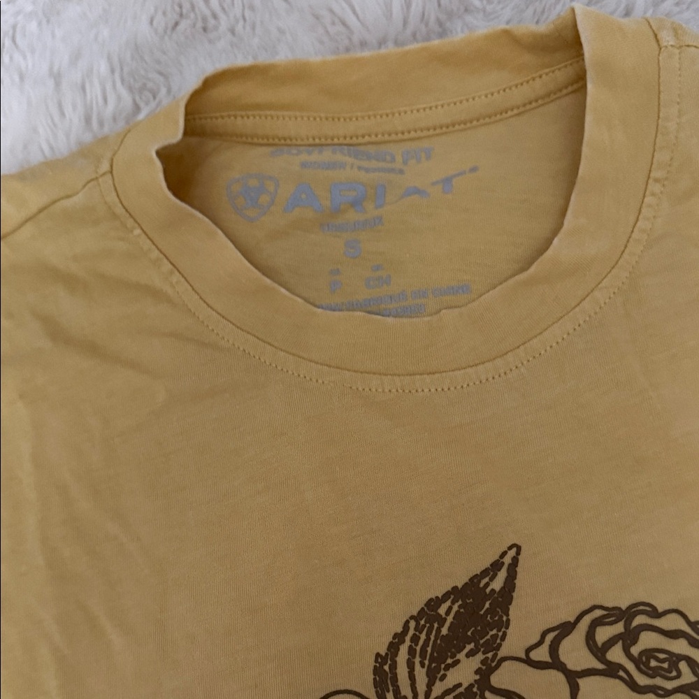 Darling Yellow Graphic T-Shirt - Picture 3 of 5